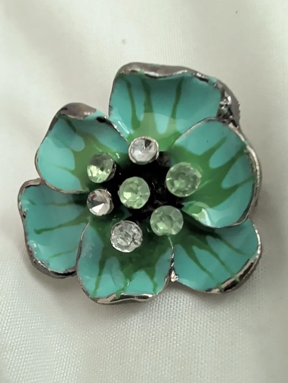 Elegant Vintage Mint Green Enamel Floral Brooch w/Light Green Crystal Centers